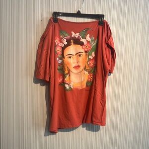 Plus size Frida Kahlo off-shoulder graphic tee